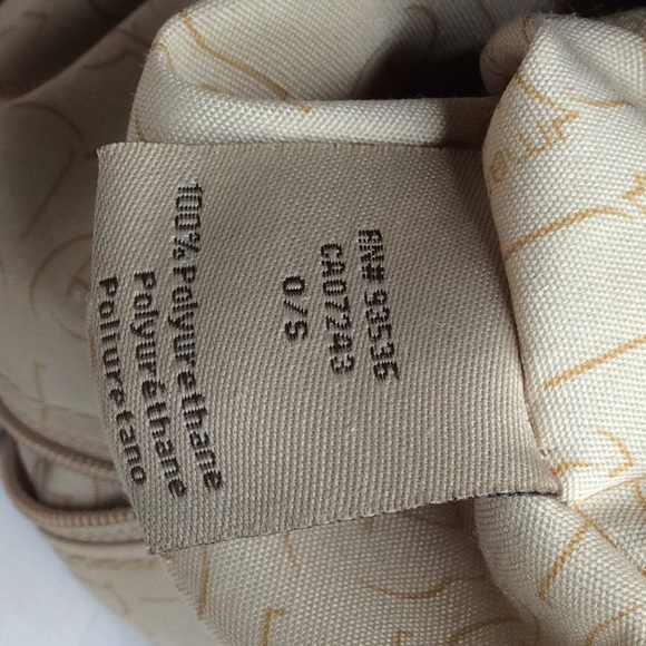 Red by Marc ECko Bags Red By Marc Echo Crossbody Hobo Style Purse